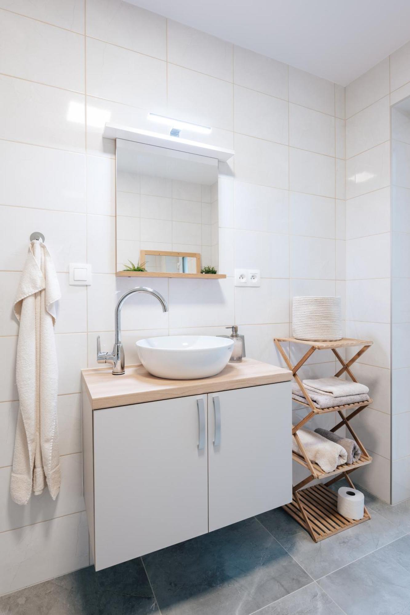 Apartman U Sklepu Sardice Esterno foto